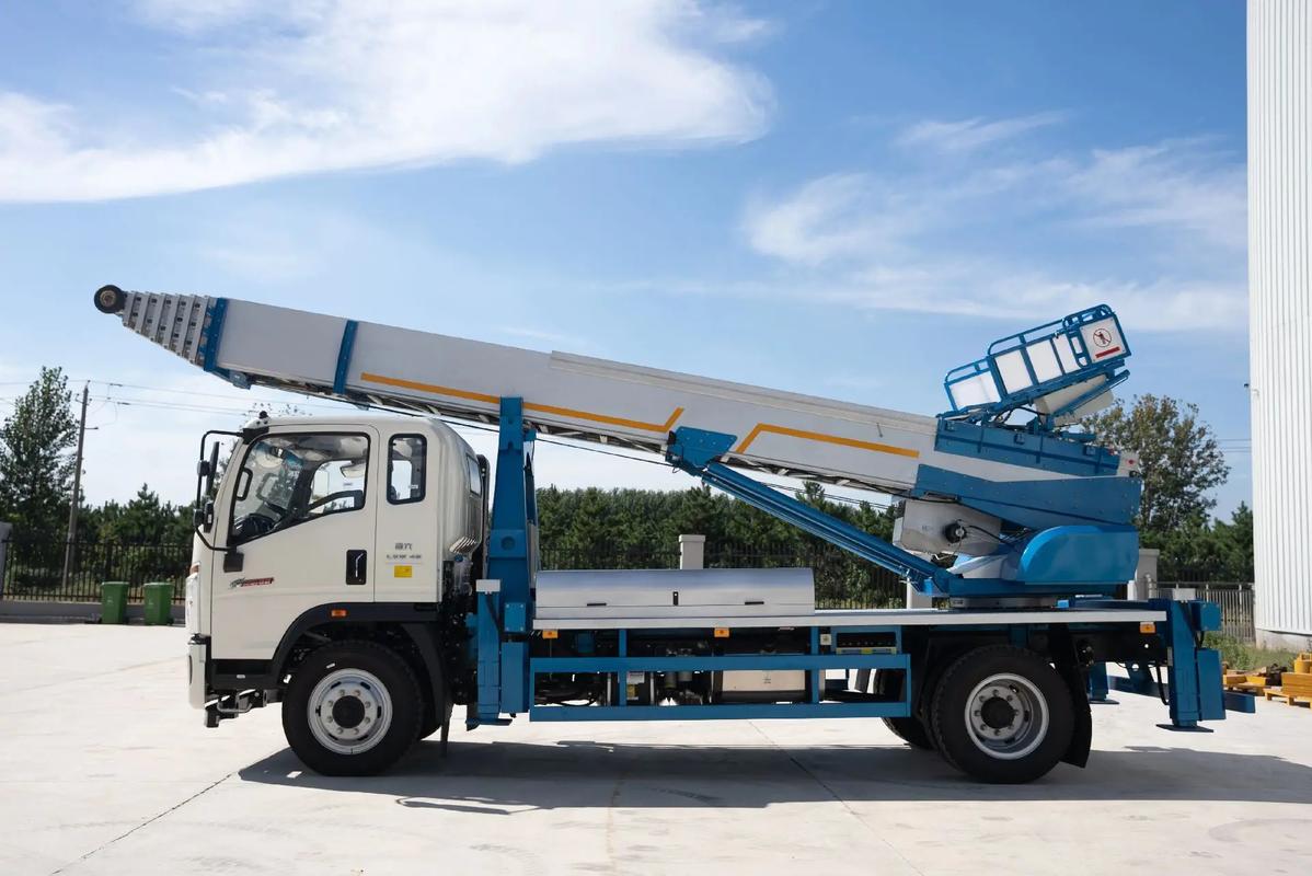 毛阳镇云梯上料车租赁费用